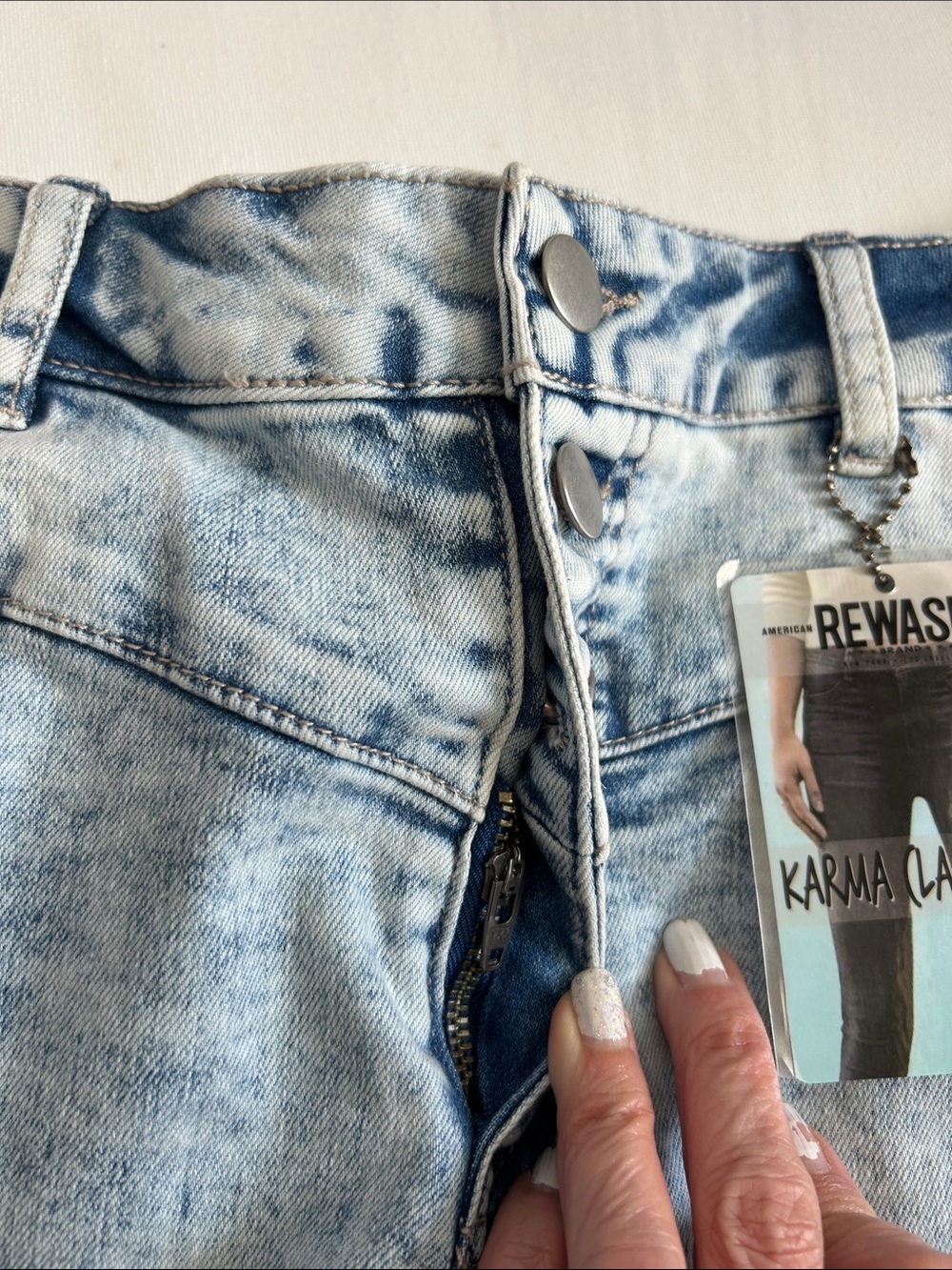 Rewash Brand Light Blue Acid Wash High-Rise Shortie Jean Shorts - Picture 9 of 9